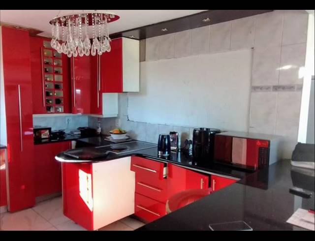 3 BEDROOM HOUSE FOR SALE IN WINCHESTER HILLS